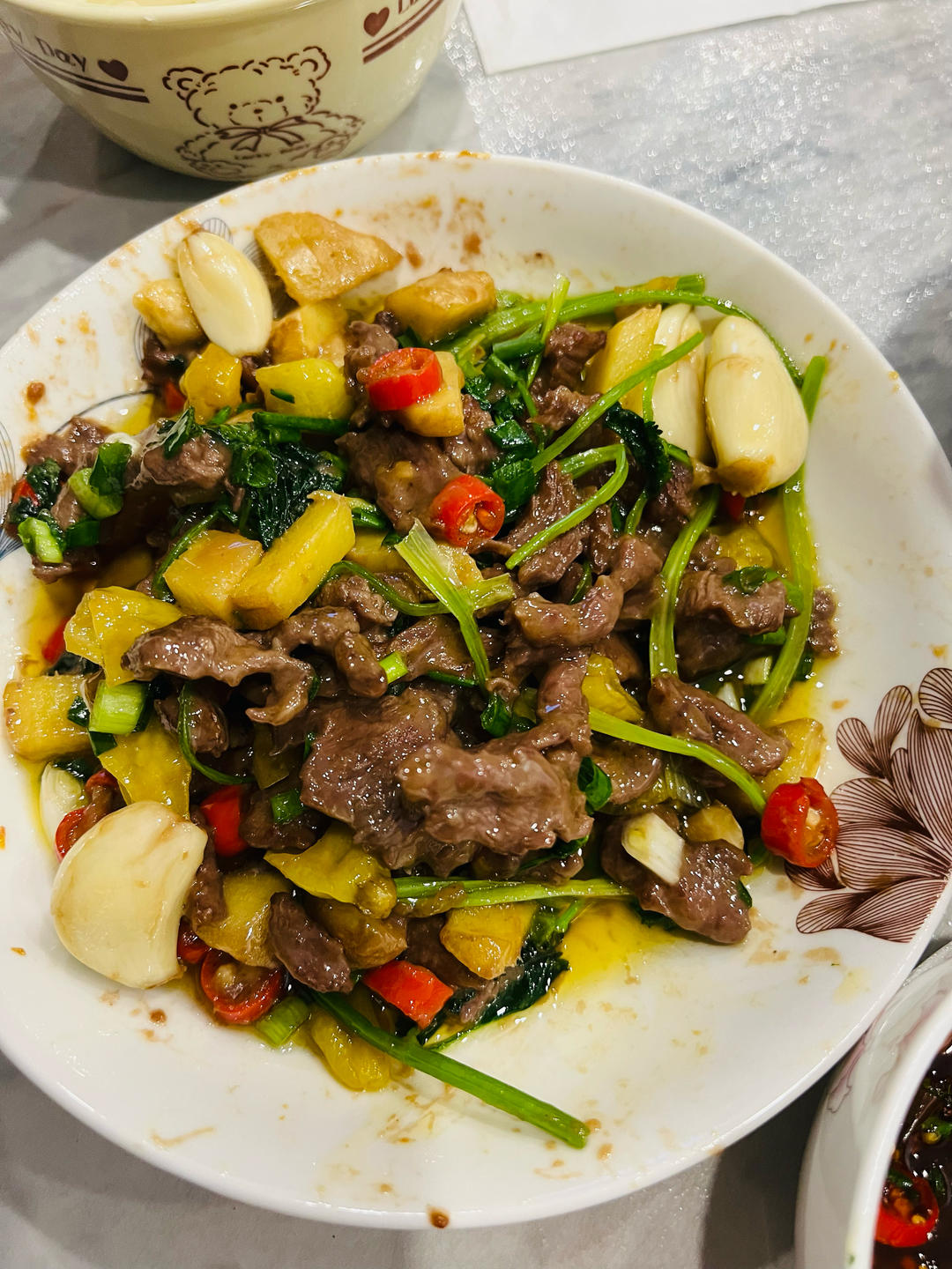 小炒黄牛肉，肉嫩味香！太好吃了简直是米饭杀手！