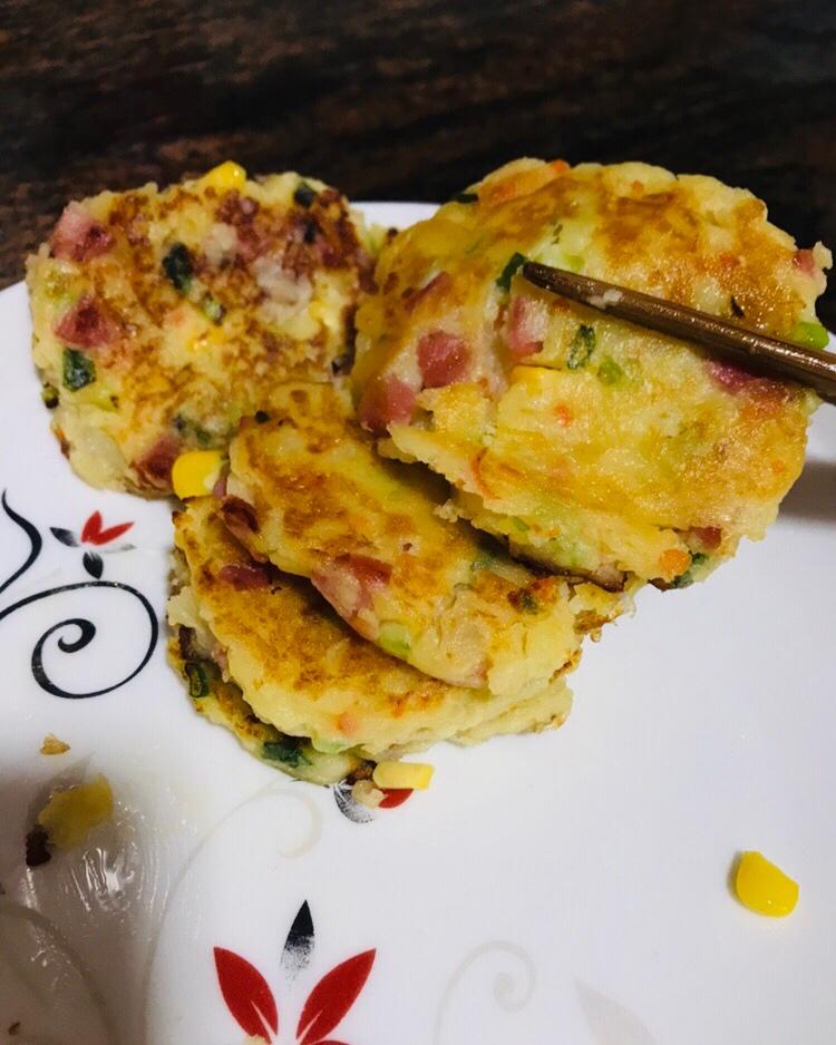 香煎田园土豆饼