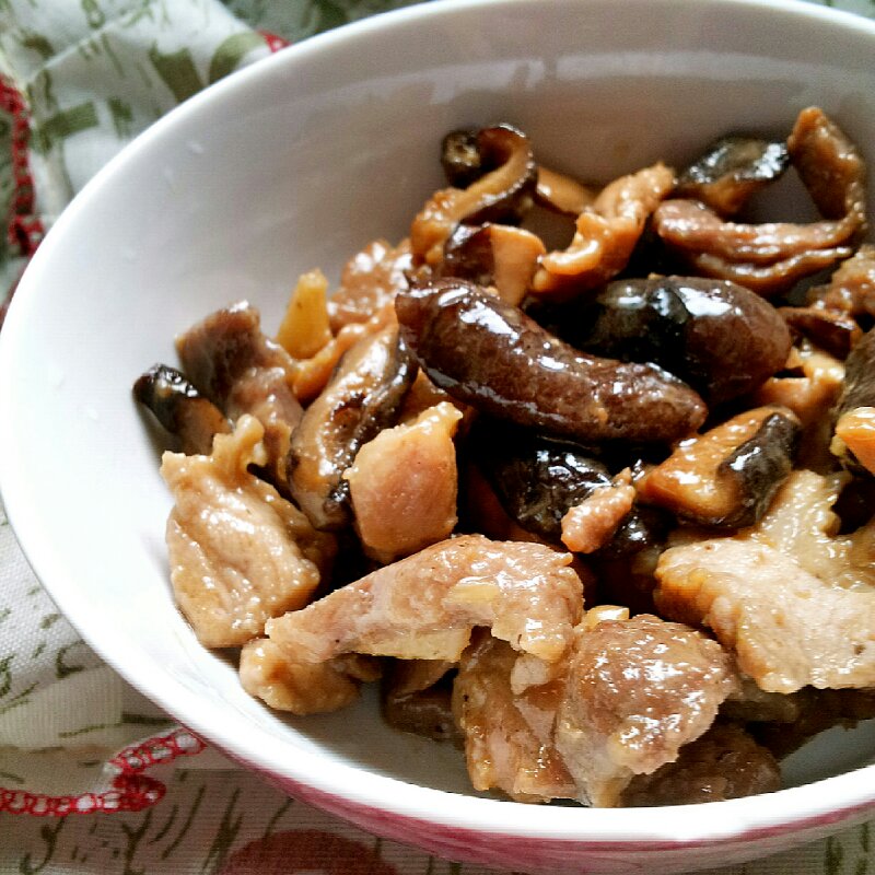 香菇炒肉