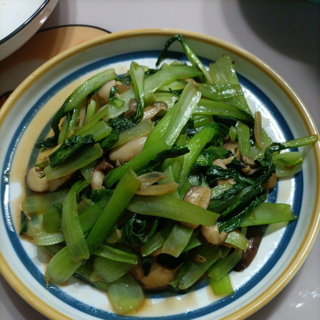 比肉还好吃的——蚝油香菇油菜