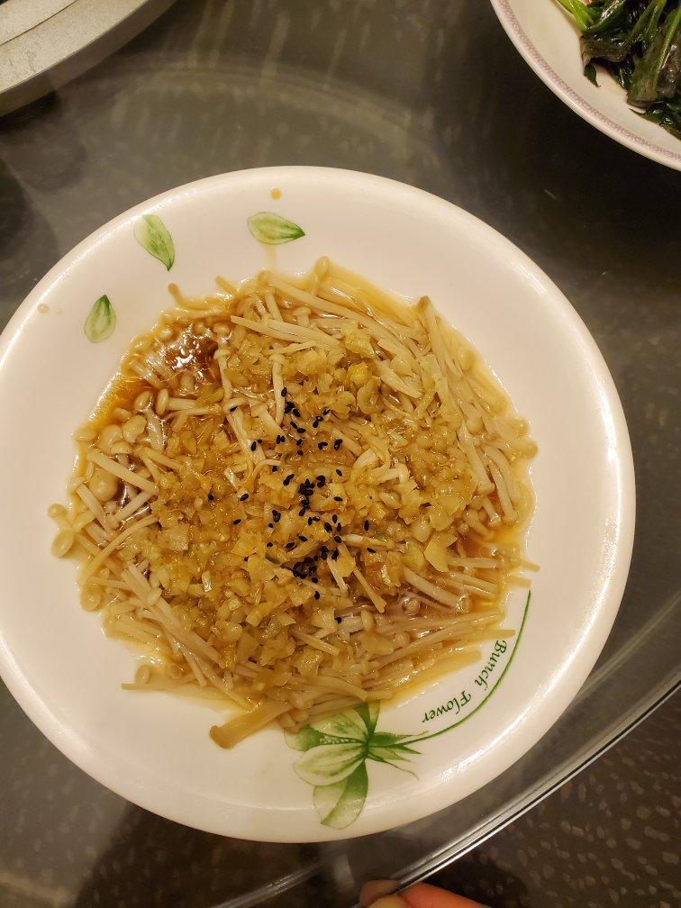 蒜蓉蒸金针菇