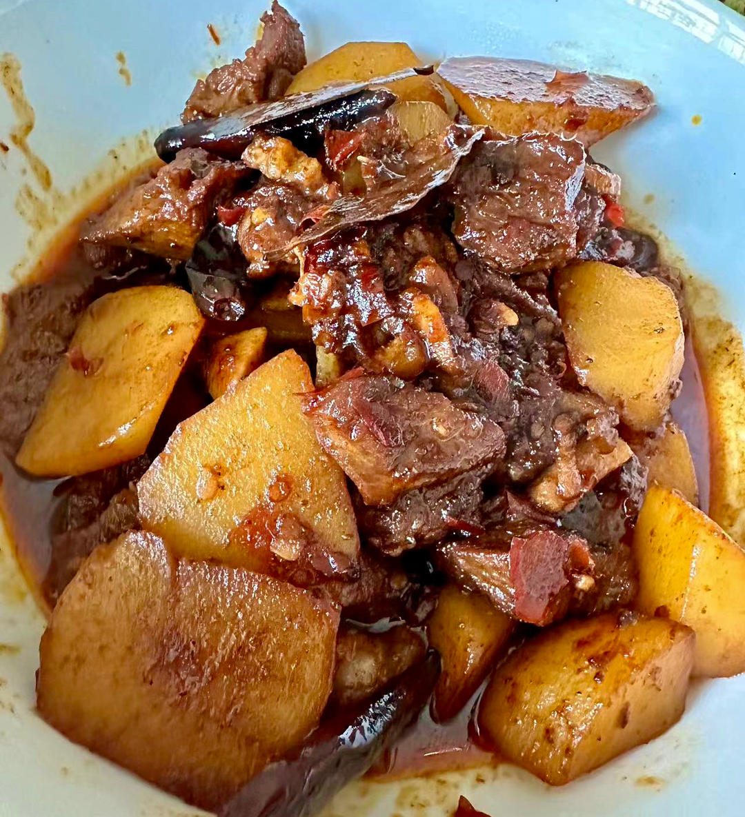超好吃的红烧土豆羊肉