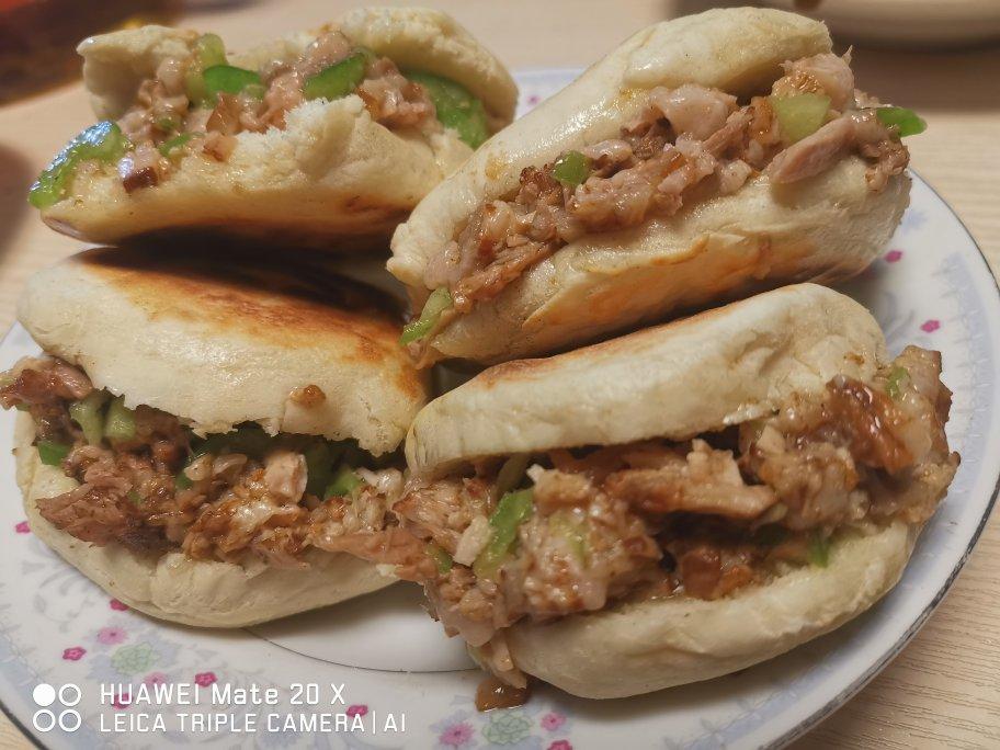 腊汁肉夹馍