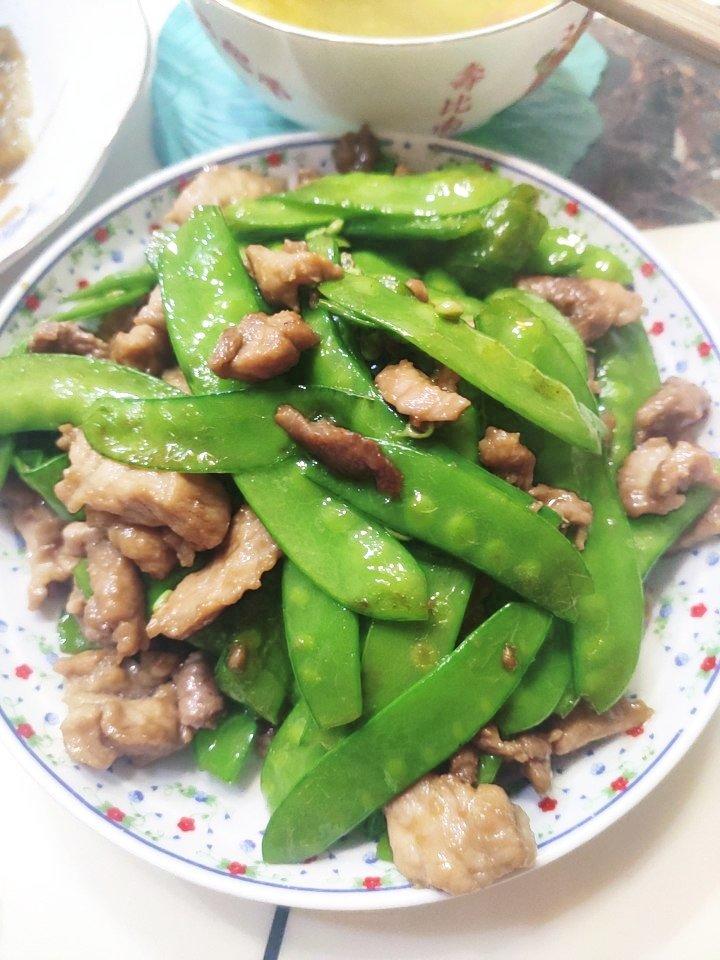 豌豆荚炒肉