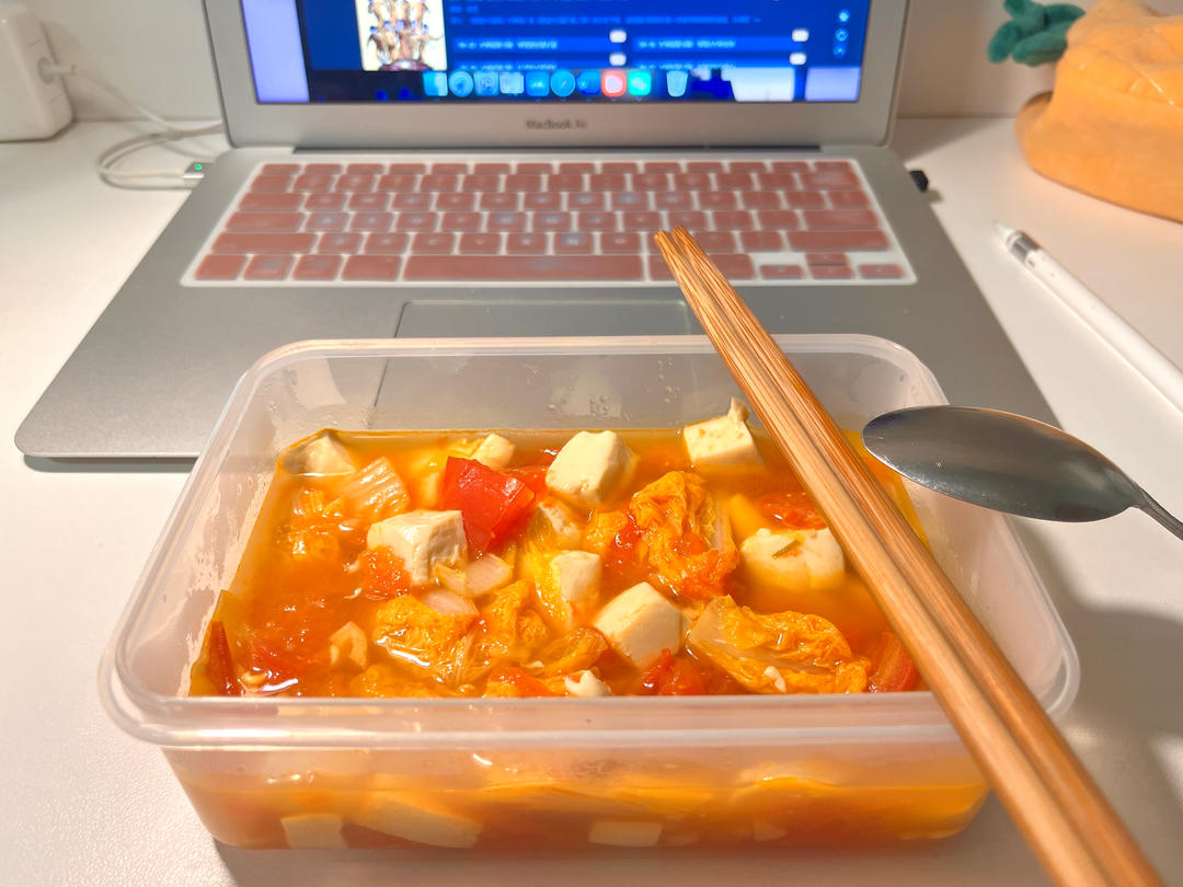 番茄娃娃菜豆腐汤