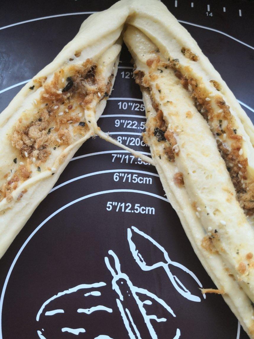 香葱肉松手撕吐司