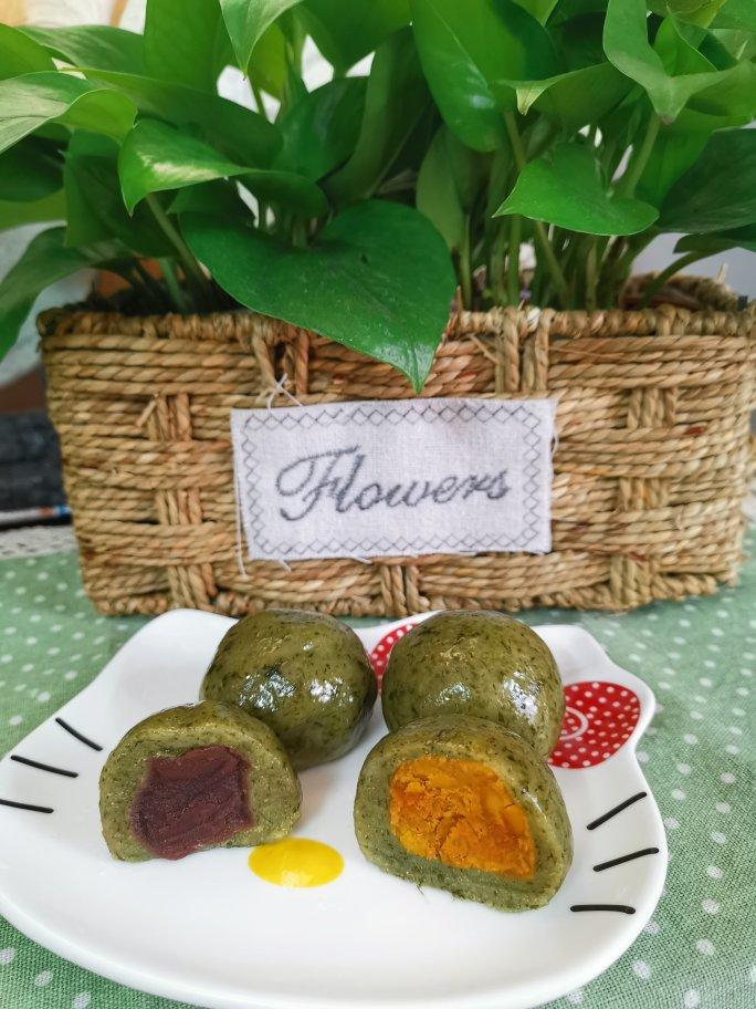 咸蛋黄肉松青团（艾糍）