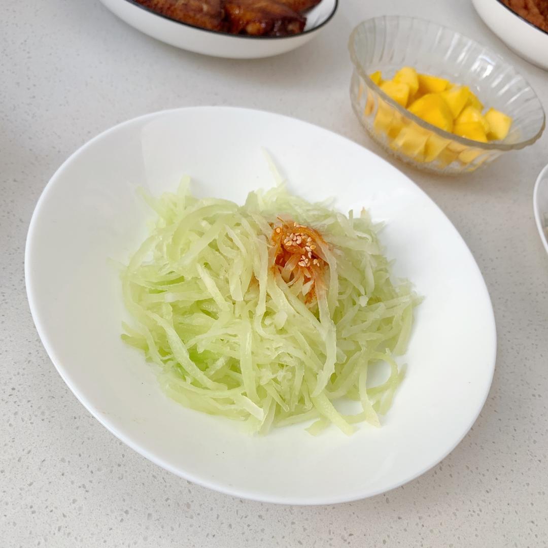 清炒莴笋丝