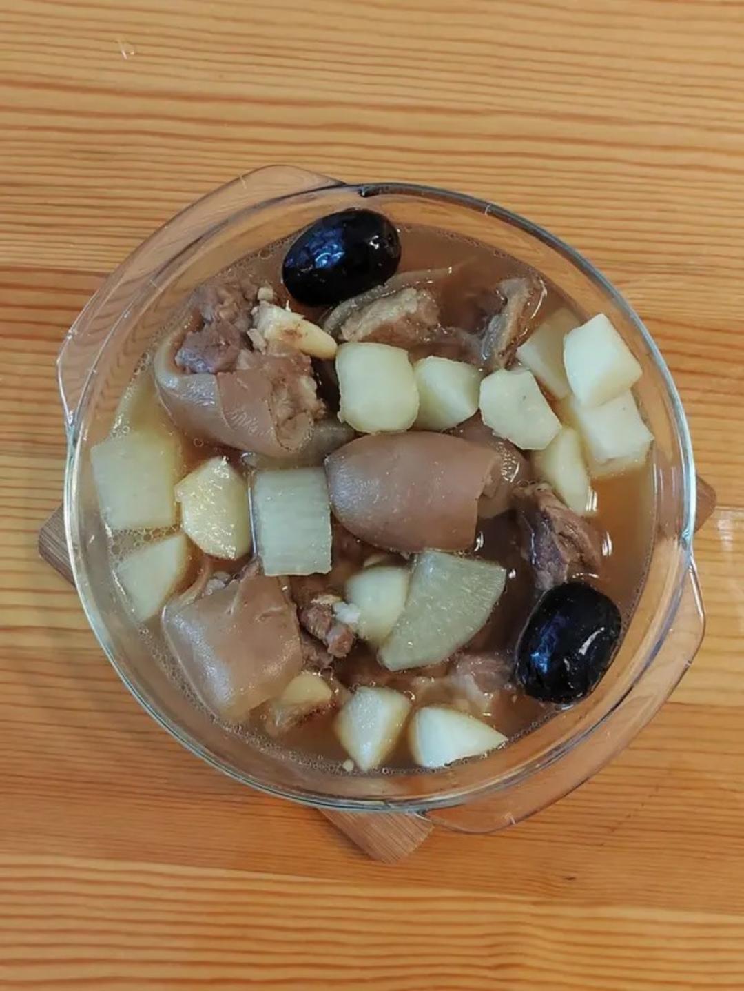 秋冬滋补羊肉汤