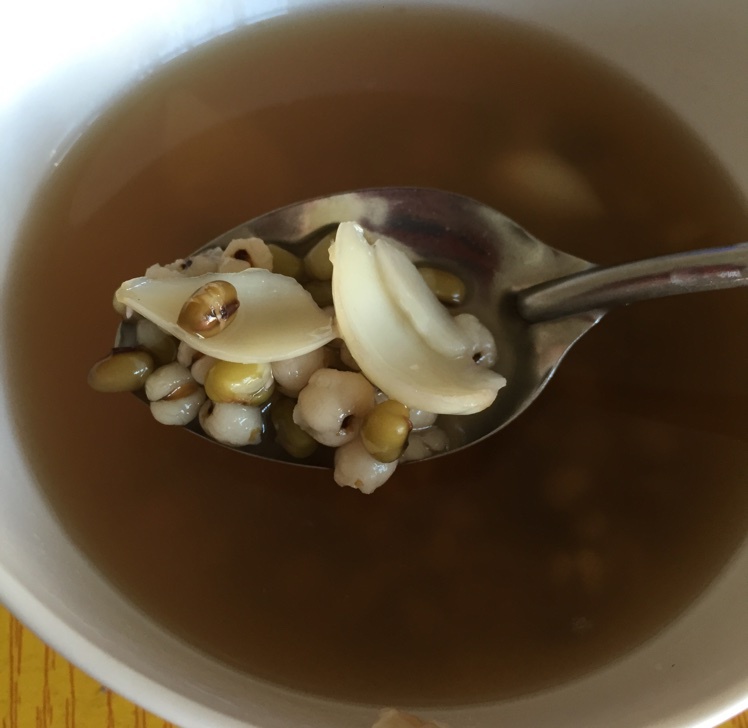 百合绿豆薏米汤