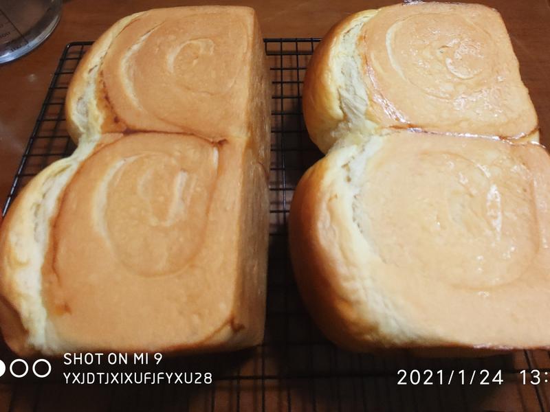 纯奶手撕吐司的做法 步骤1