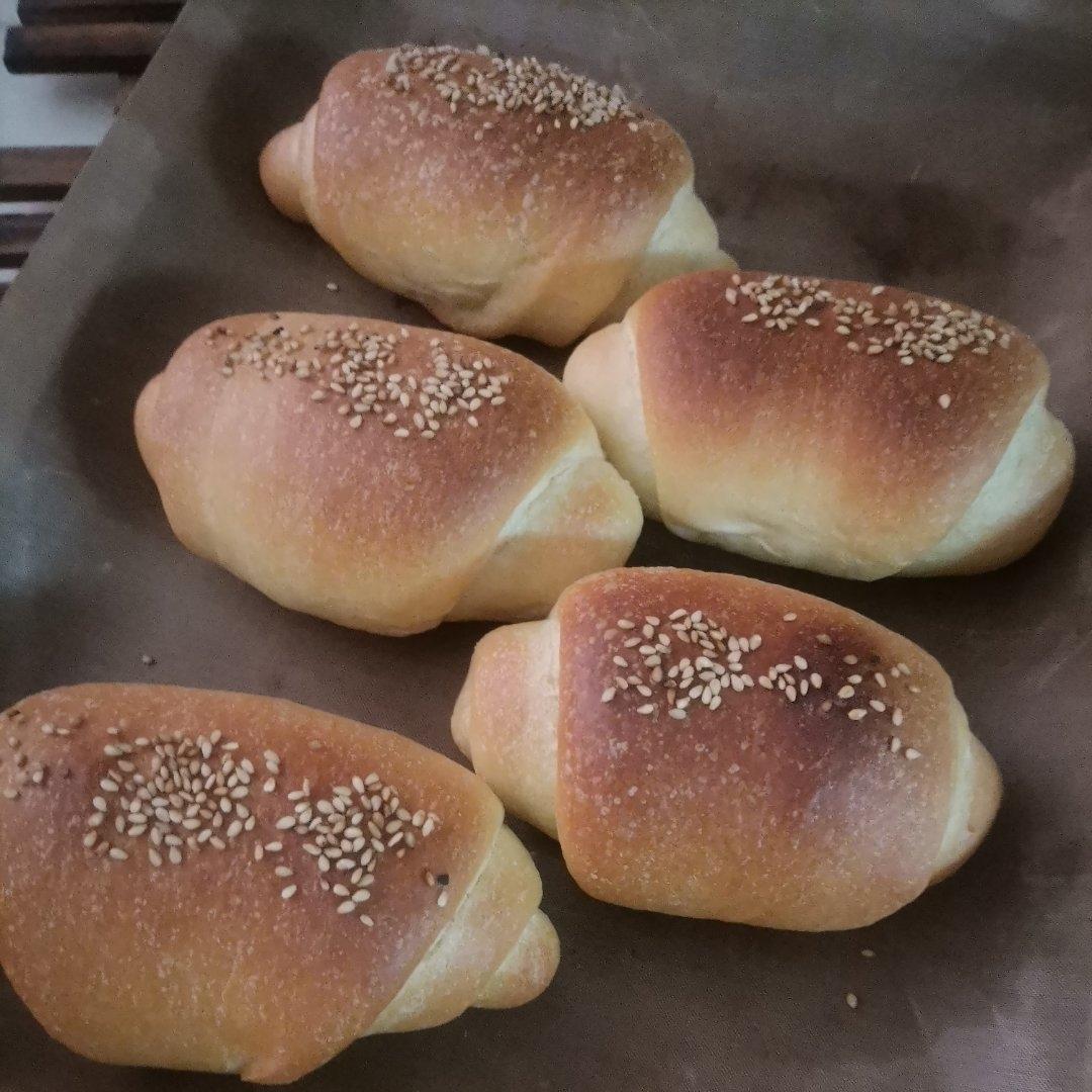 使用中筋粉+谷朊粉做拉丝软吐司（无黄油）