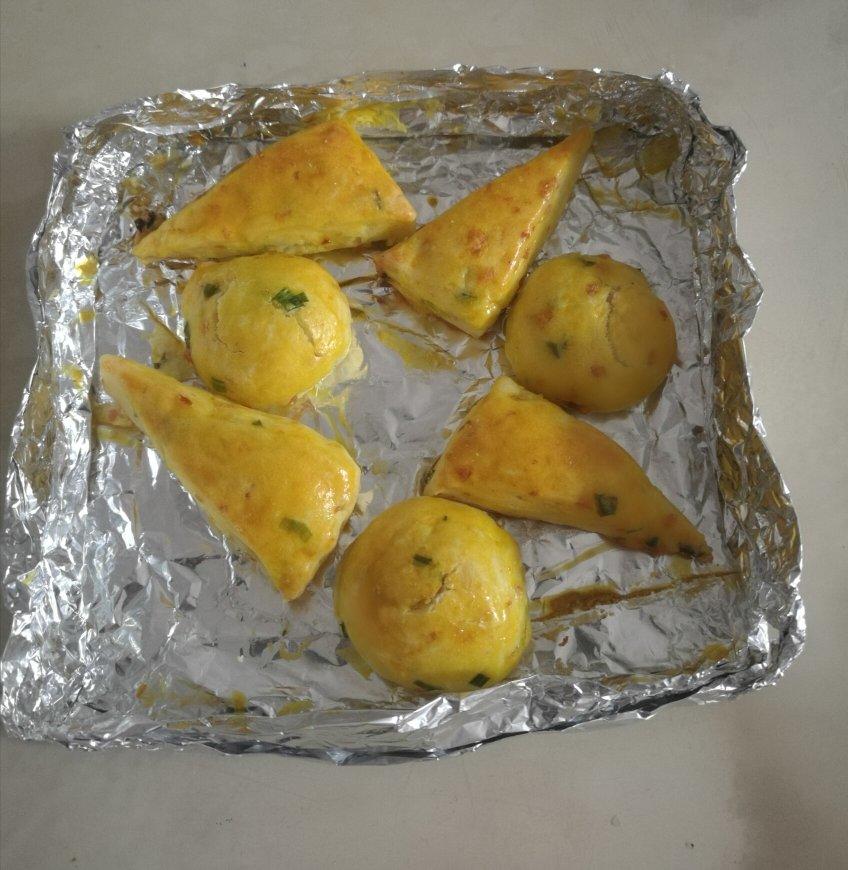 葱香火腿肠司康