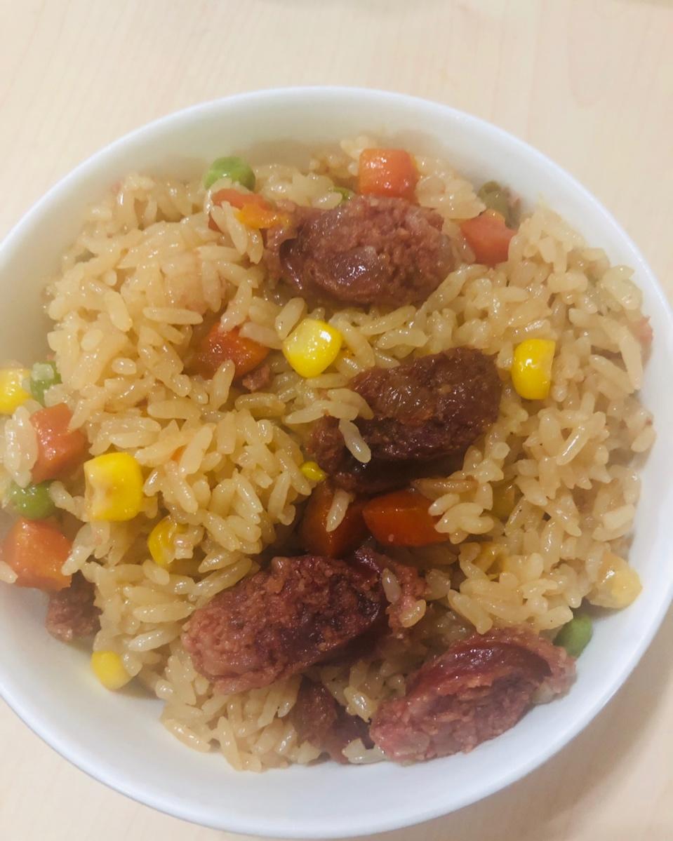 懒人必备～电饭煲腊肠焖饭