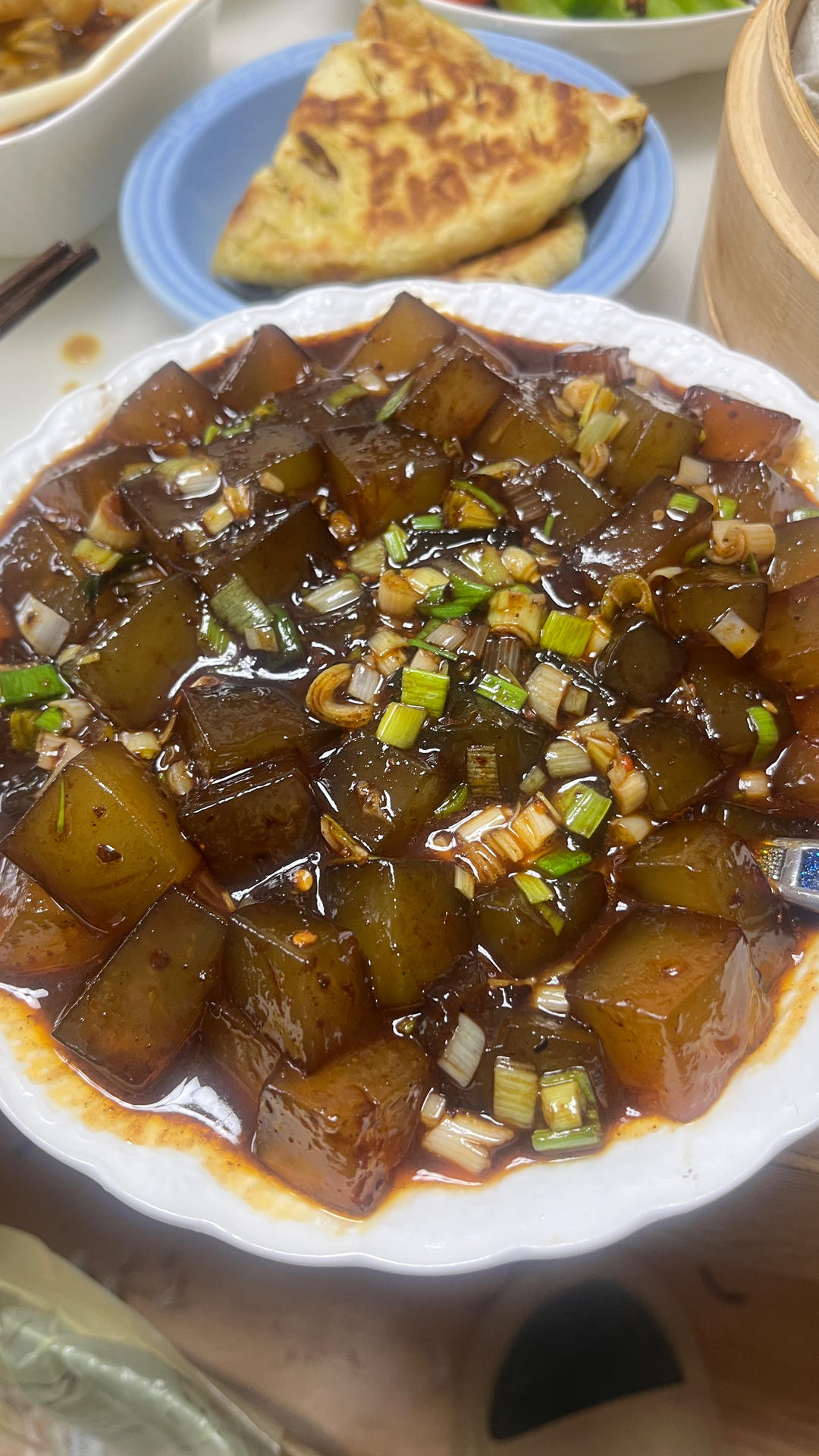 蒜香浓郁的炒凉粉😋