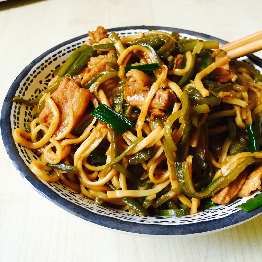 豆角焖面