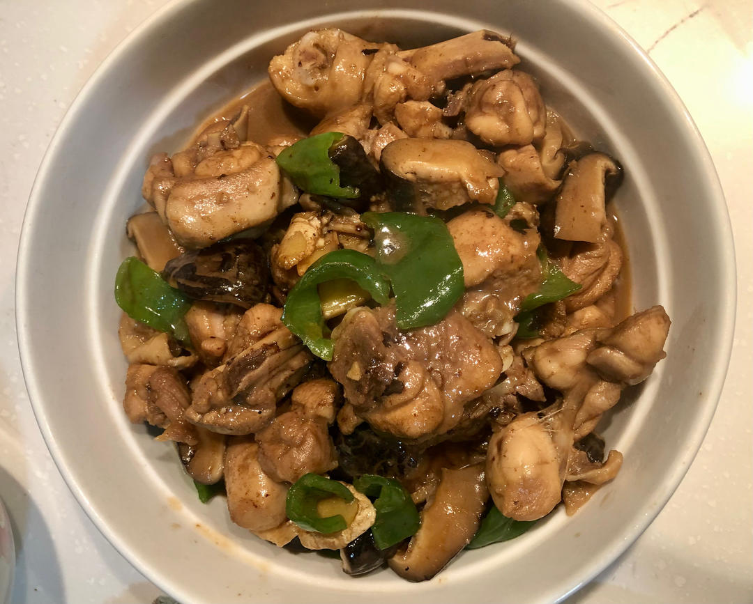 【黄焖鸡米饭】