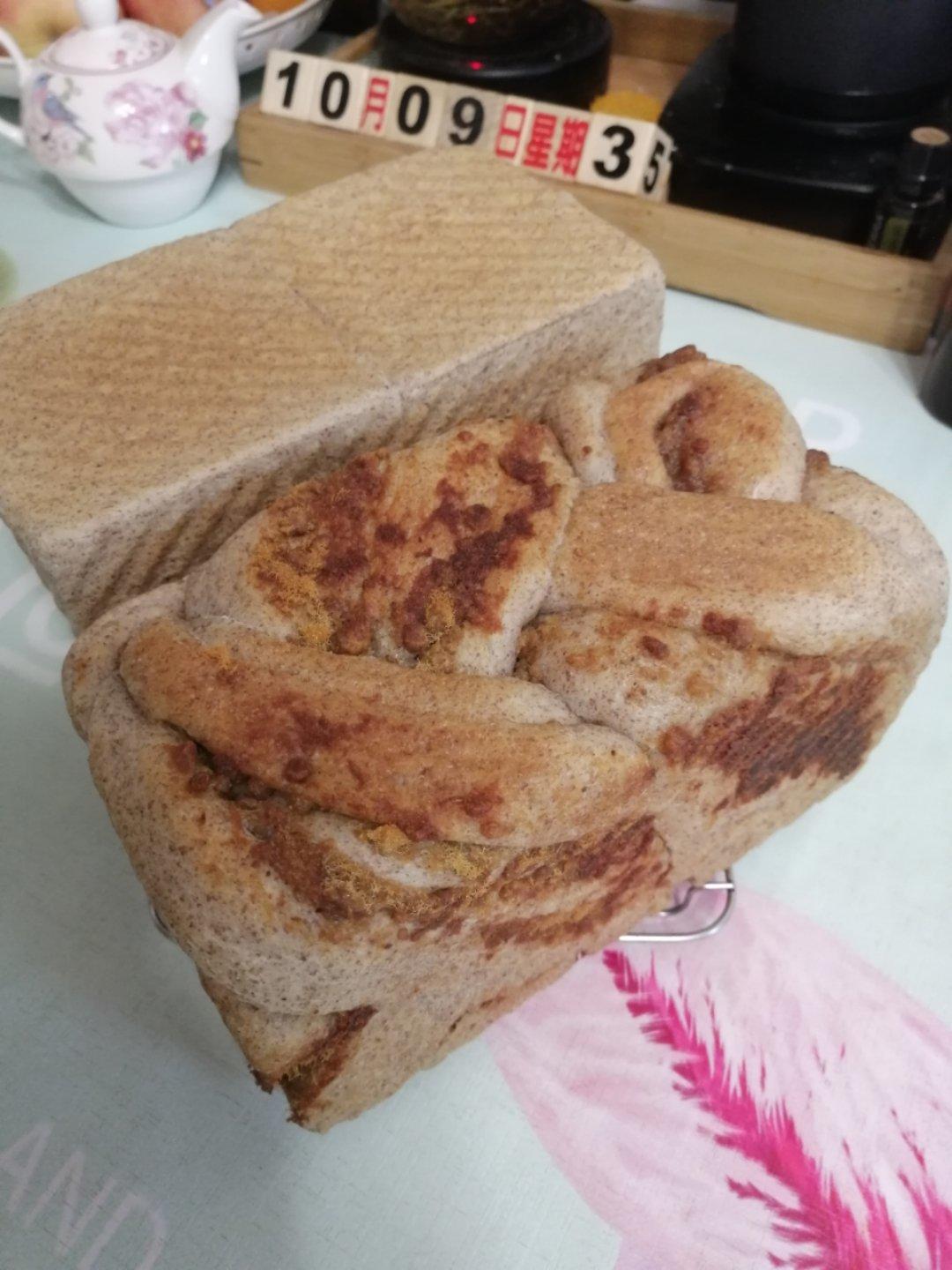 全麦吐司（含麸皮）