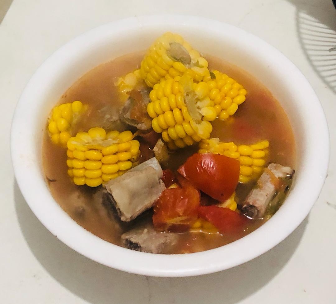 番茄排骨玉米汤（不油腻）