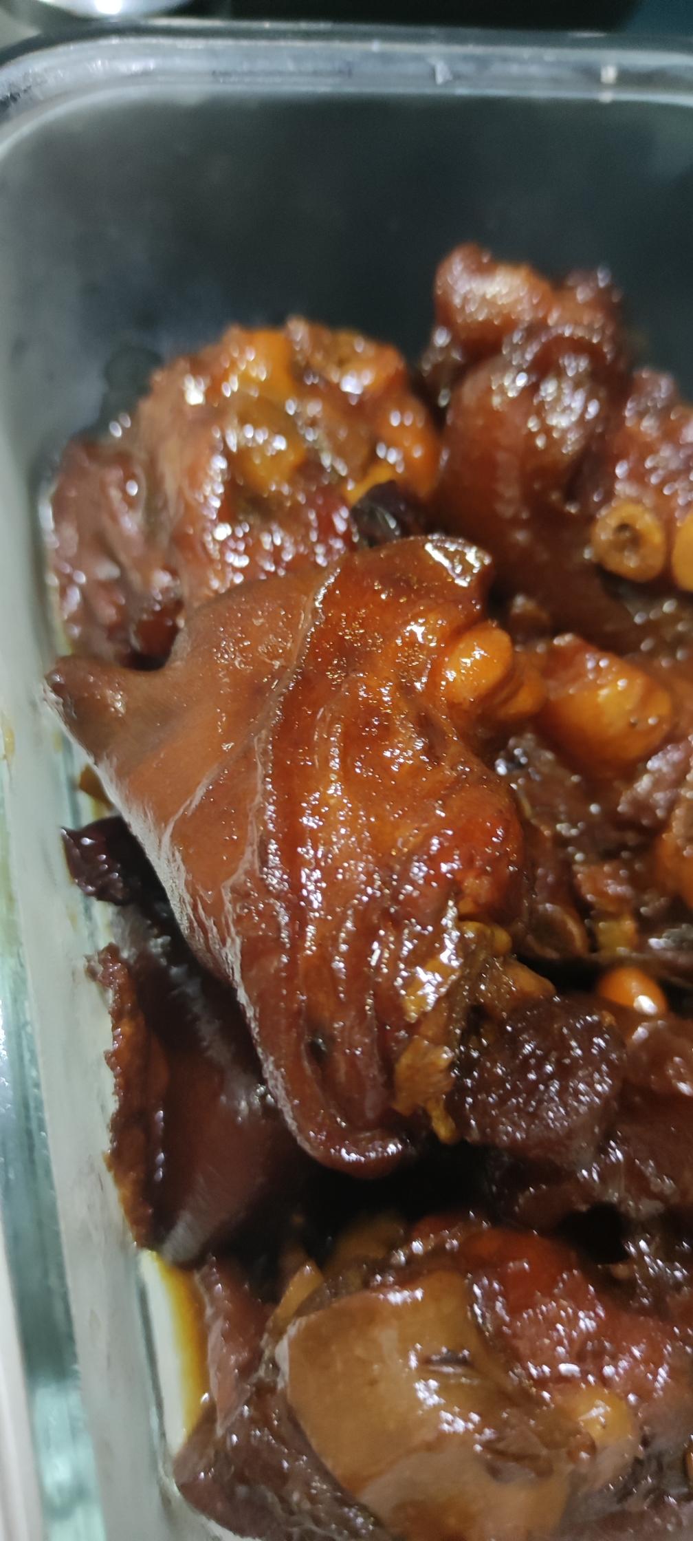 红烧猪蹄（砂锅版）的做法