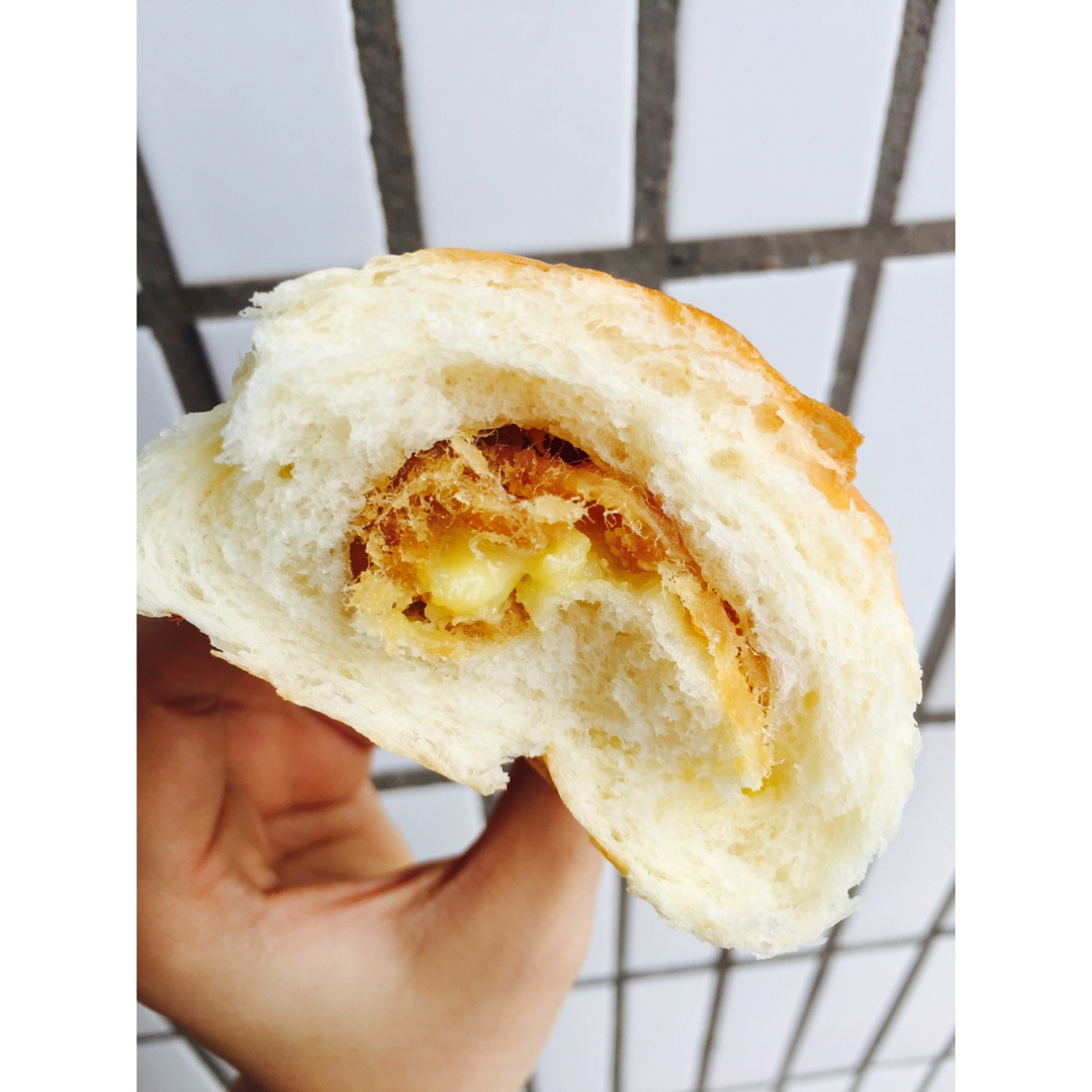 肉松沙拉酱面包（65度汤种）