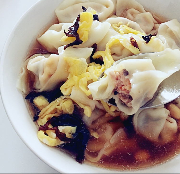 鲜肉虾仁玉米馄饨