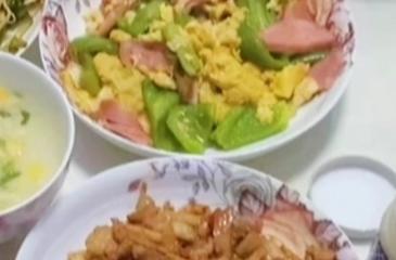 青椒火腿炒鸡蛋