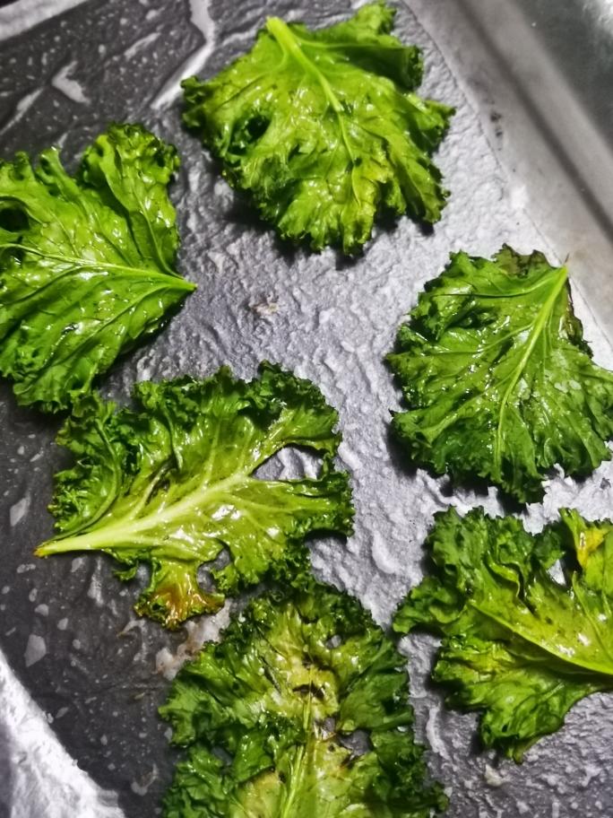 烤羽衣甘蓝脆片