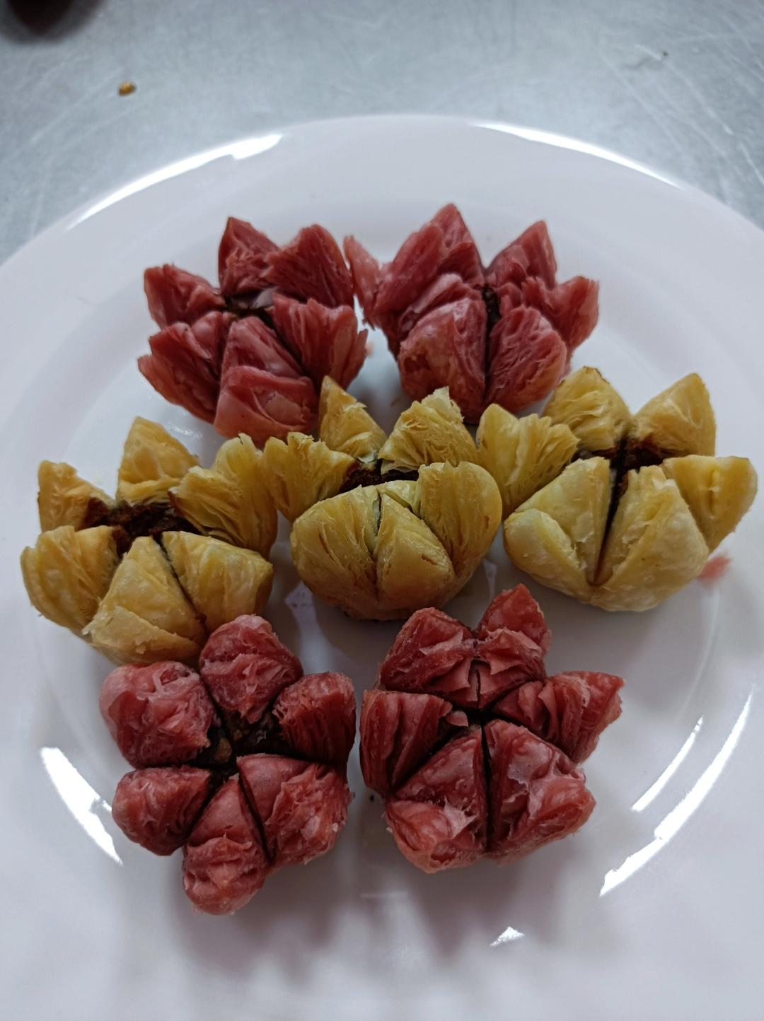荷花酥又叫莲花酥(油炸版)