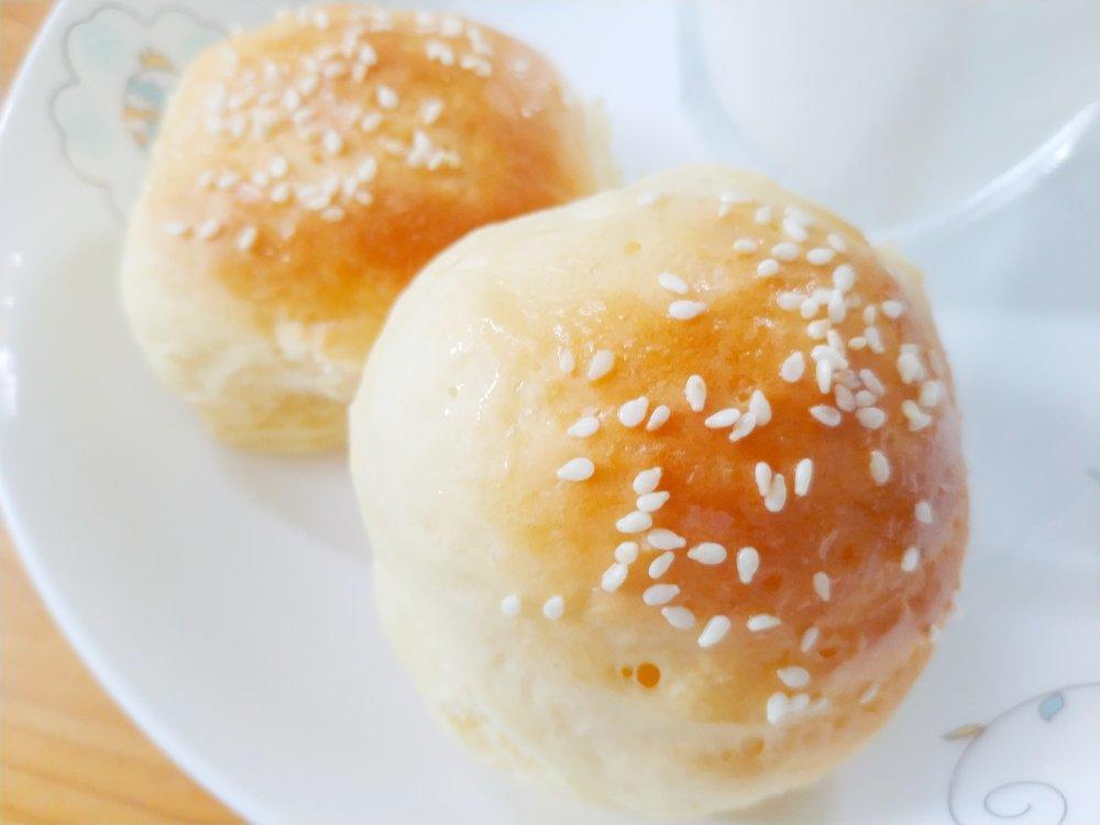 家常版蜂蜜小面包 搭配热牛奶营养早餐好味道 做法简单味道好