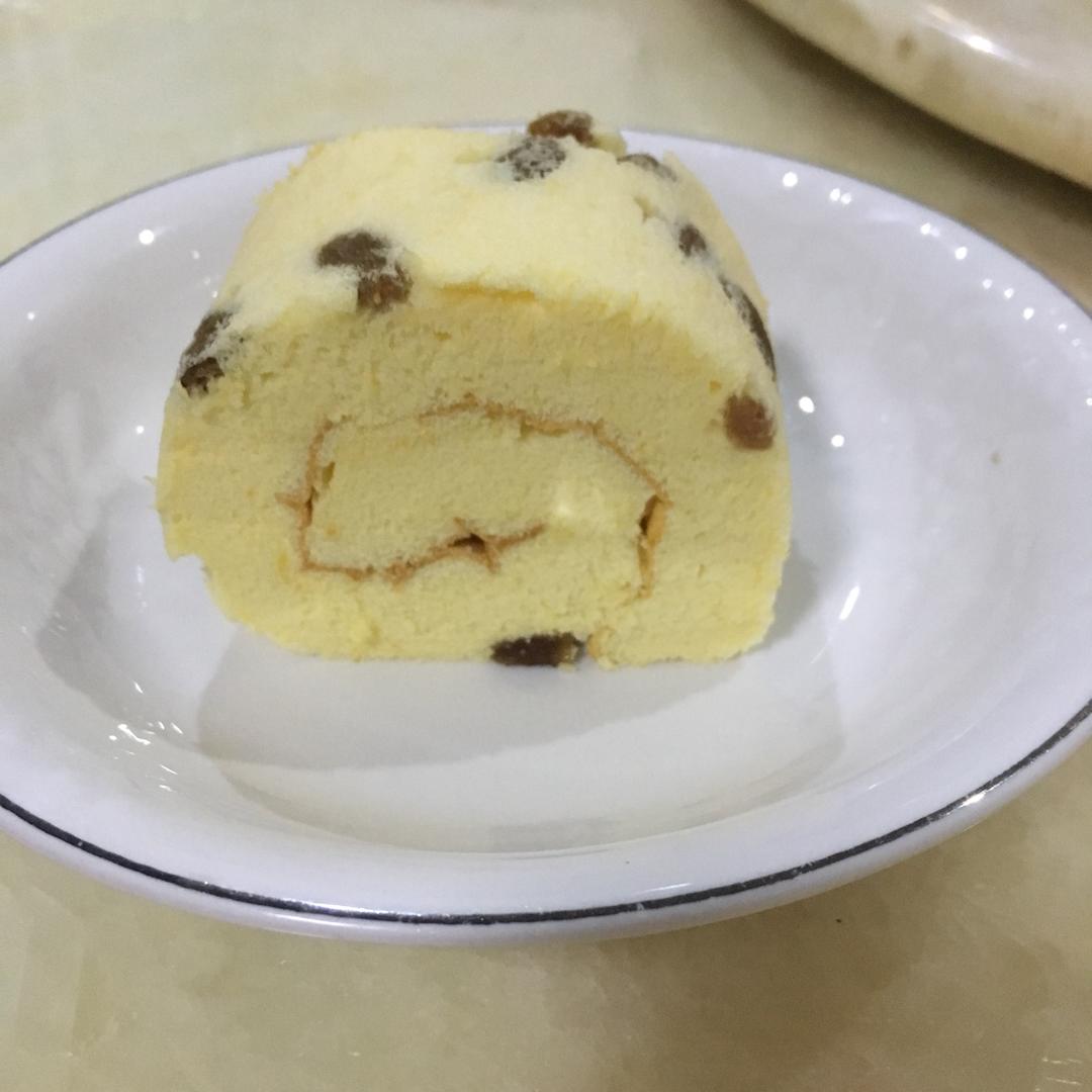 葡萄干蛋糕卷