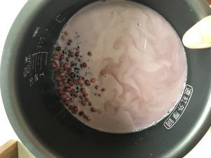 健康低脂碳水之紫米红豆馅儿&紫米红豆牛奶粥一锅出的做法 步骤7