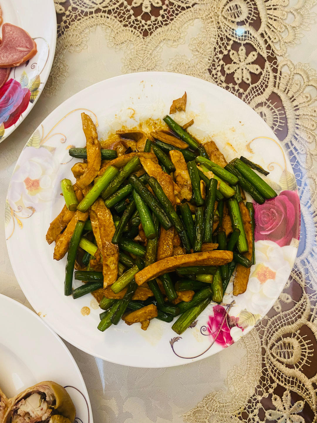 快手家常菜 蒜苔（蒜苗）炒肉