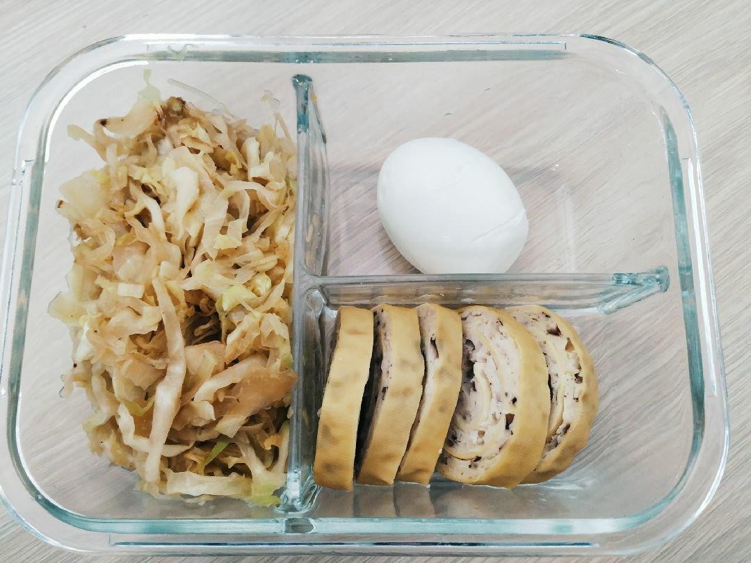 减脂版花式鸡胸肉做法告别水煮鲜美多汁-鸡胸肉豆腐卷