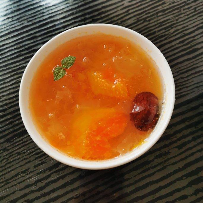 红枣木瓜银耳汤