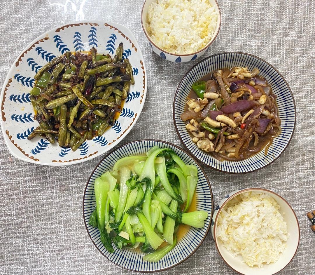 肉沫豆角下饭菜
