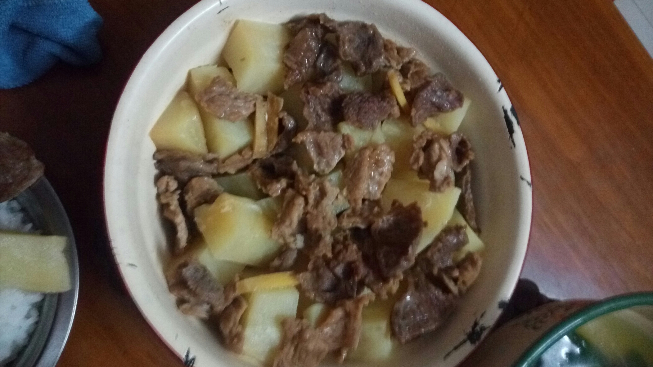 [快手菜]土豆蒸瘦肉的做法