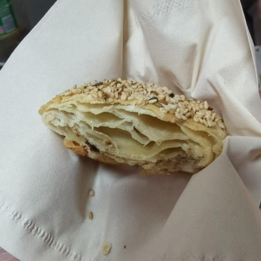 酥的掉渣的芝麻小酥烧饼