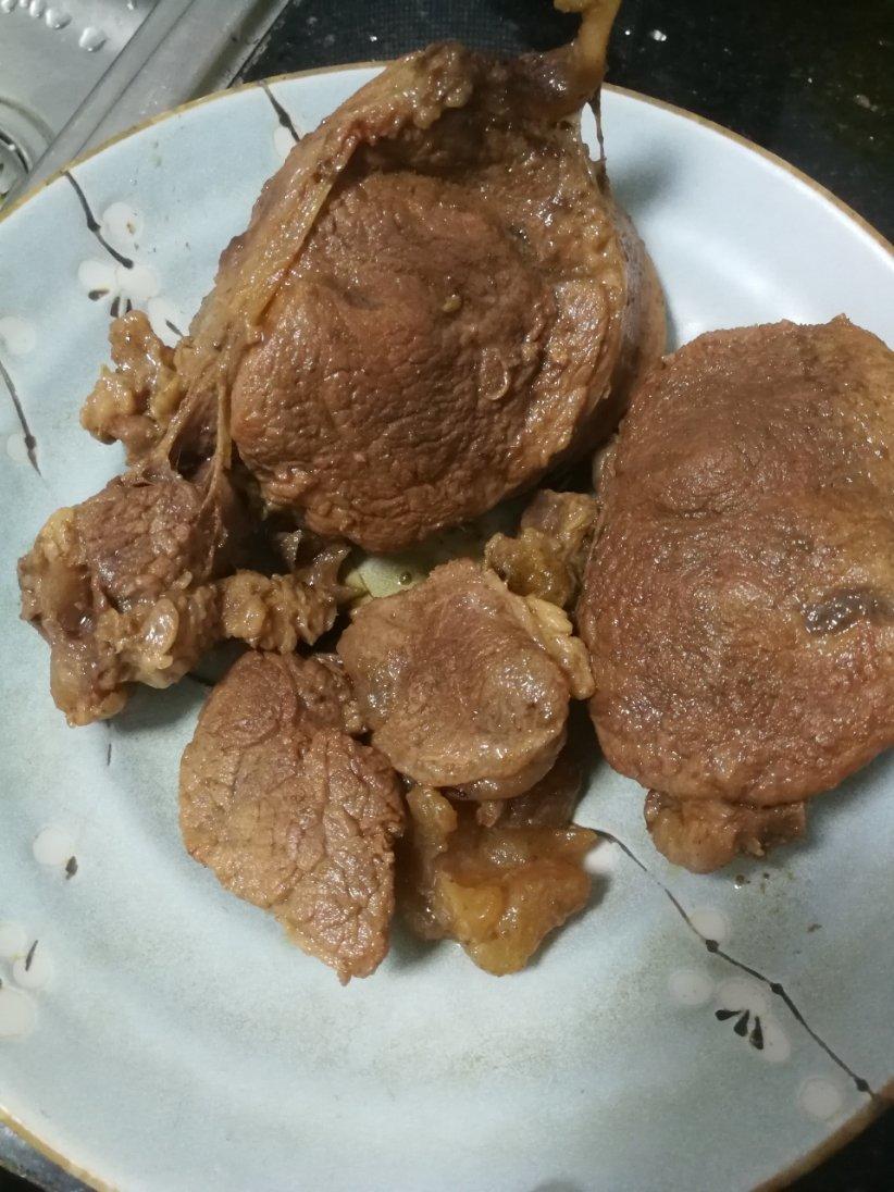 卤牛肉