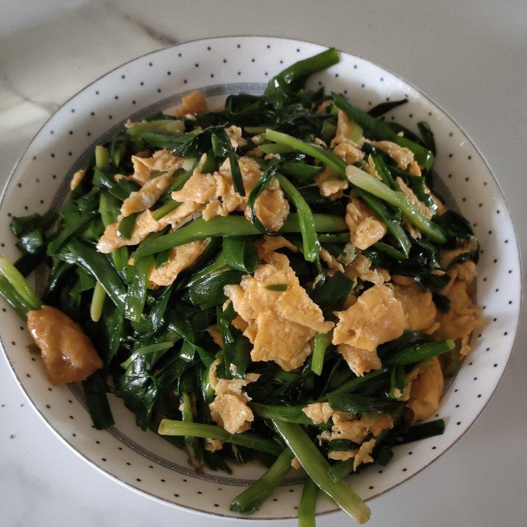 韭菜炒鸡蛋——三分钟快手下饭菜 掌握火候的秘诀
