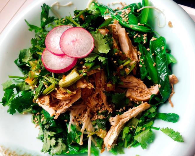 减脂午餐💪🏻鸡肉时蔬拌菜的做法