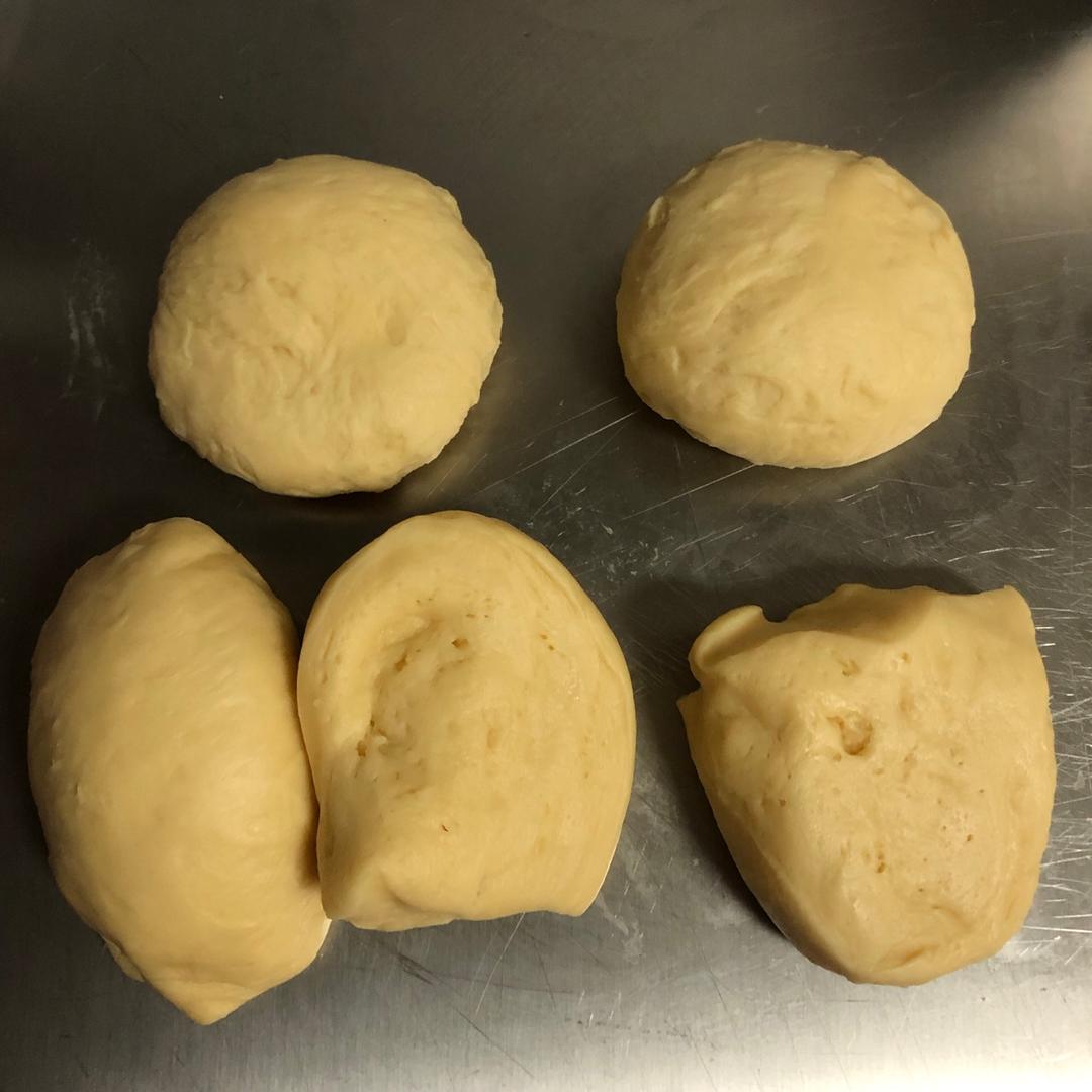 手撕蔓越莓炼乳吐司