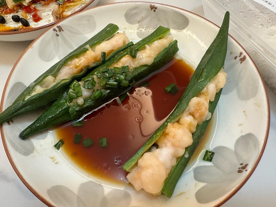 虾滑酿秋葵