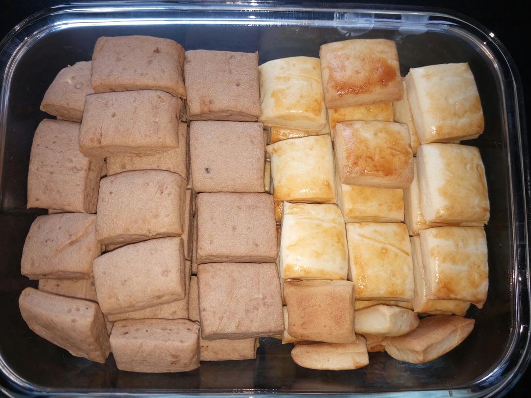 牛奶方块小饼干
