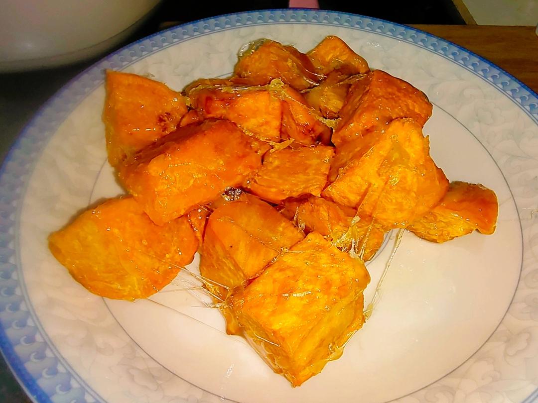 一次成功的拔丝红薯（附炒糖细节、拉丝视频）