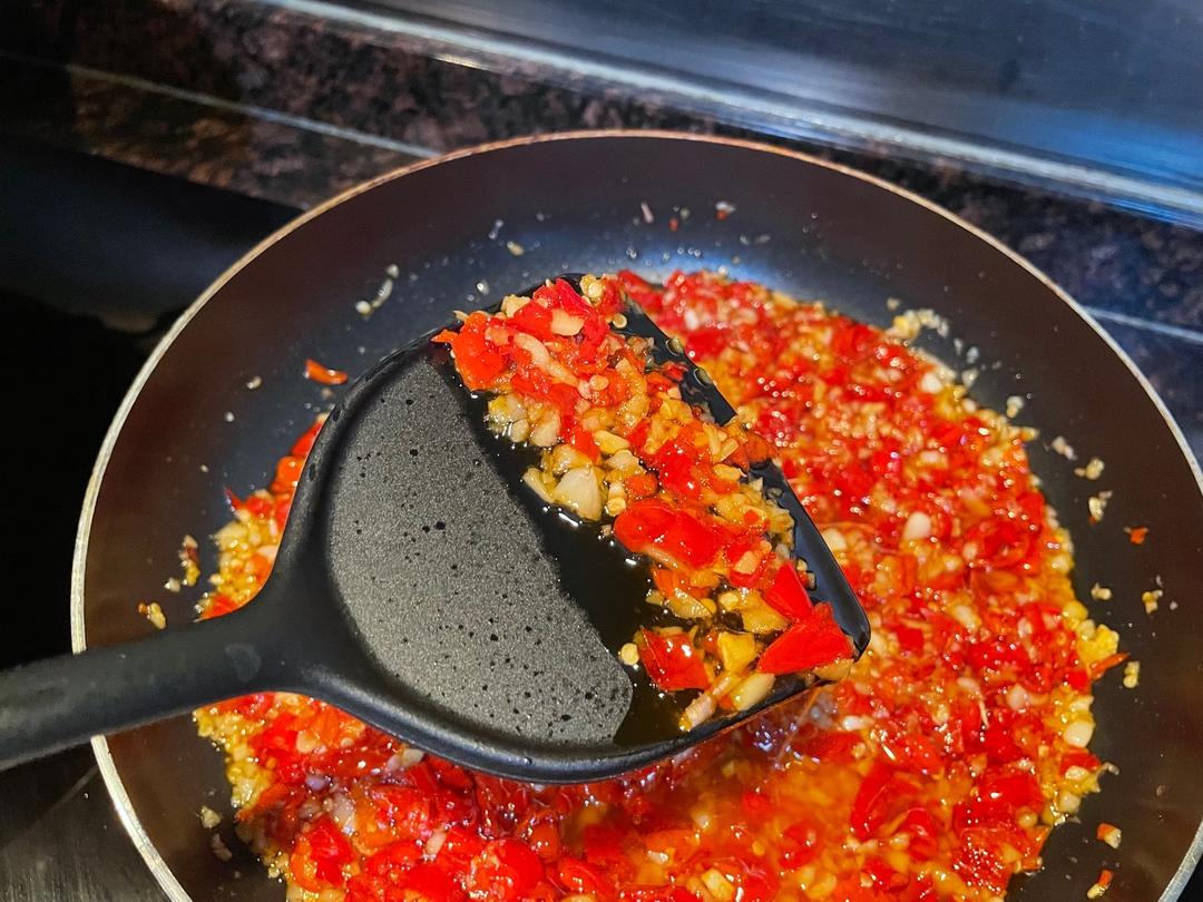 自家种辣椒做蒜蓉辣椒酱