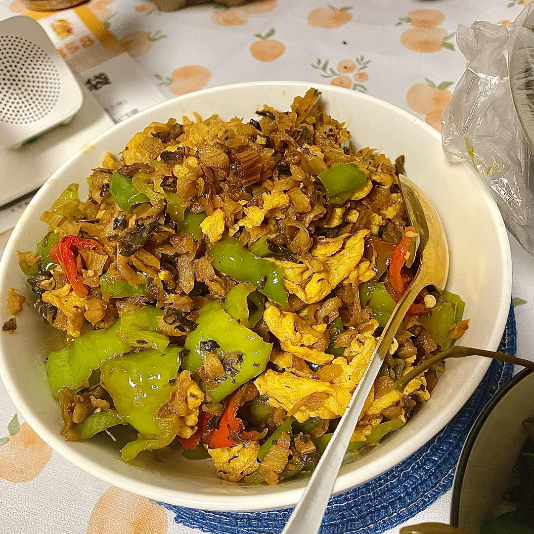 红椒荷包蛋（超下饭，简单）