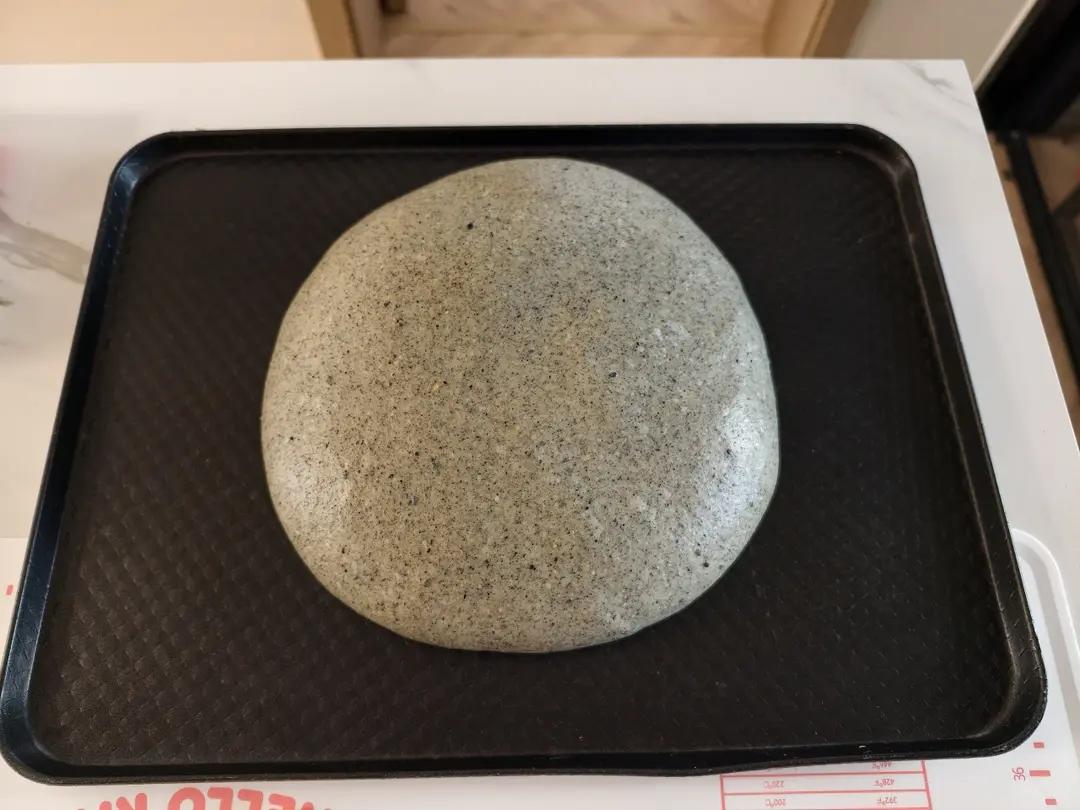 双倍黑芝麻麻薯面包