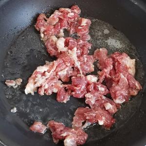 豆腐炒瘦肉的做法 步骤3