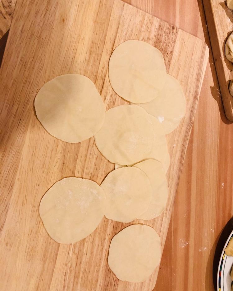 中式面点基本功—饺子皮